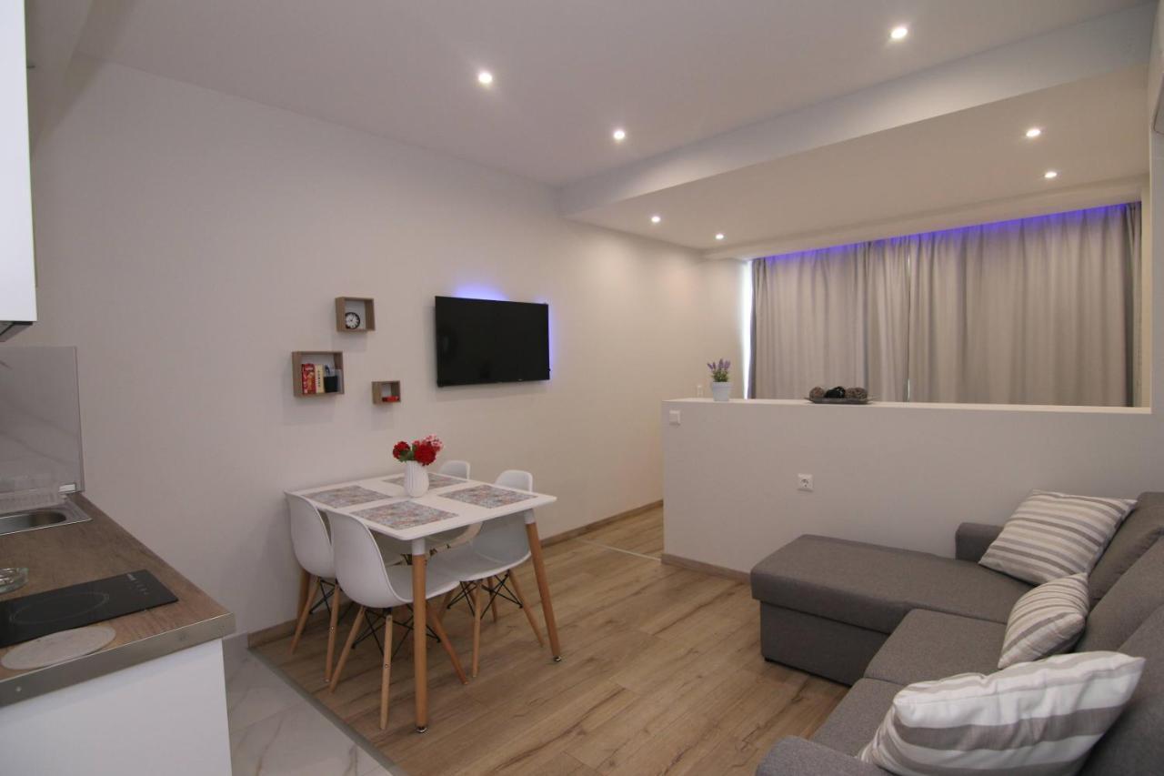 Lakones Deluxe Suites Extérieur photo